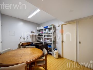 Departamento - 4 ambientes y Dep. - balcon y cochera - Palermo -  VENTA