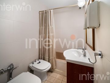 Departamento - 4 ambientes y Dep. - balcon y cochera - Palermo -  VENTA
