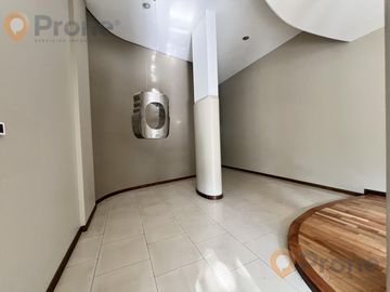 Venta Departamento 3 dormitorios en zona río