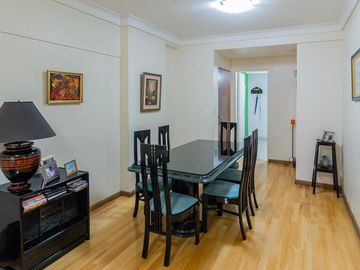 Departamento en Venta. Cuatro ambientes. Dependencia. Cochera. Baulera. Belgrano