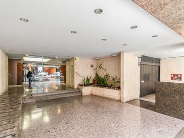 Departamento en Venta. Cuatro ambientes. Dependencia. Cochera. Baulera. Belgrano