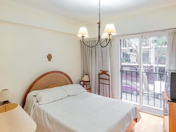 Departamento en Venta. Cuatro ambientes. Dependencia. Cochera. Baulera. Belgrano