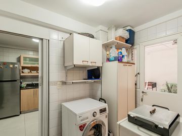 Departamento en Venta. Cuatro ambientes. Dependencia. Cochera. Baulera. Belgrano
