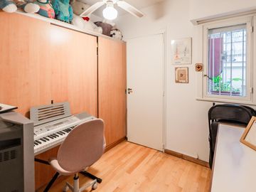 Departamento en Venta. Cuatro ambientes. Dependencia. Cochera. Baulera. Belgrano