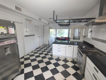 Casa en  ALQUILER