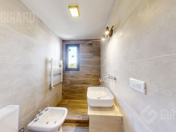 Venta de 3 ambientes a estrenar, zona guemes. Tour 360