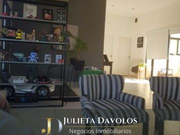 VENTA URGENTE 6 AMBIENTES Los Robles