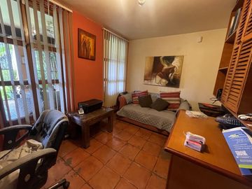 Venta casa en Cuernavaca con seguridad 24/7