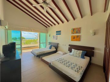 VENDO CASA CON SALIDA DIRECTA AL MAR EN CONDOMINIO CASA DEL MAR