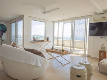 DEPARTAMENTO EN VENTA, ACAPULCO GUERRERO CON VISTA AL PACÍFICO