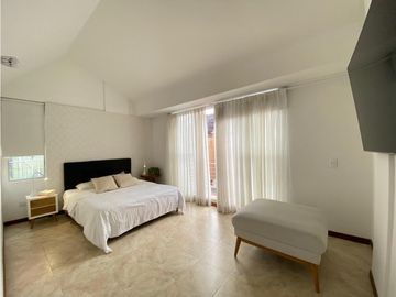 SE ALQUILA HERMOSA CASA AMOBLADA NORTE ARMENIA