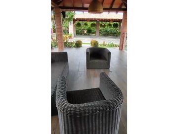 Finca en venta / permuta en parcelación - Santa Elena El Cerrito Valle