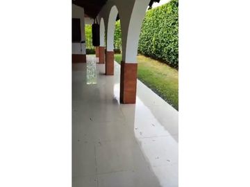 Finca en venta / permuta en parcelación - Santa Elena El Cerrito Valle