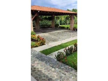 Finca en venta / permuta en parcelación - Santa Elena El Cerrito Valle