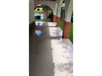 Finca en venta / permuta en parcelación - Santa Elena El Cerrito Valle