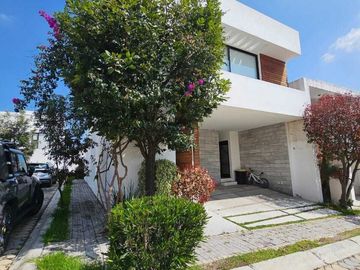 Casa en venta Parque Quintana Roo, Lomas de Angelópolis III