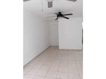 APARTAMENTO DE OPORTUNIDAD VENTA PH ALTOS DE LA COLINA