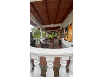 VENTA DE CASA CON 3 CABAÑAS EN CORONADO 2.800 MTS YL