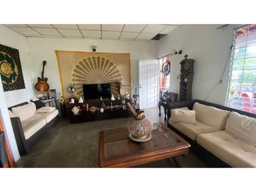 VENTA DE CASA CON 3 CABAÑAS EN CORONADO 2.800 MTS YL