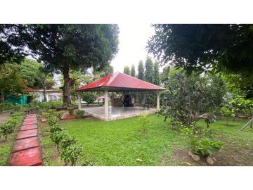 VENTA DE CASA CON 3 CABAÑAS EN CORONADO 2.800 MTS YL