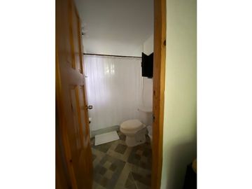 VENTA DE CASA CON 3 CABAÑAS EN CORONADO 2.800 MTS YL