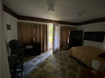 VENTA DE CASA CON 3 CABAÑAS EN CORONADO 2.800 MTS YL