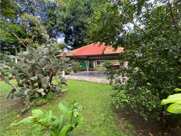 VENTA DE CASA CON 3 CABAÑAS EN CORONADO 2.800 MTS YL