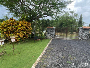 VENTA DE CASA CON PISCINA EN CHAME, BEJUCO (2)