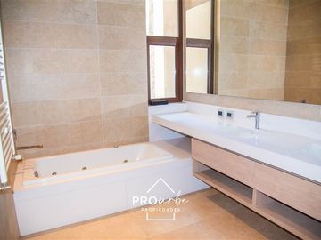 Departamento en Venta en Valle Alegre con Charles Hamilton