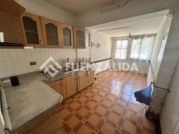 Casa en Venta en Alberto Llona con José Manuel Irarrázaval.