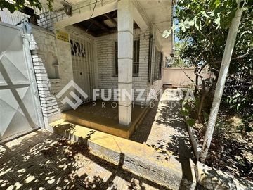 Casa en Venta en Alberto Llona con José Manuel Irarrázaval.