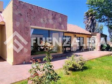 Casa en Venta en Av El amanecer, Peñuelas