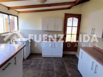 Casa en Venta en Av El amanecer, Peñuelas