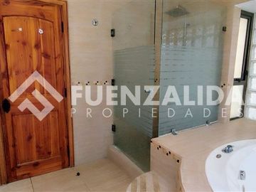 Casa en Venta en Av El amanecer, Peñuelas