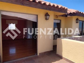 Casa en Venta en Av El amanecer, Peñuelas