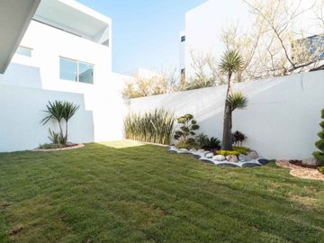 CASA EN VENTA EN LOMAS DE ANGELÓPOLIS PUEBLA(SAN ANDRÉS CHOLULA)CAZ