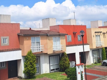 VILLA TOSCANA 1 Casa en condominio en venta en San Pedro Totoltepec