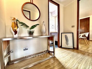 Espectacular Penthouse 2 dormitorios con vista oriente.