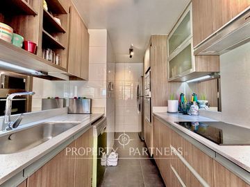 Espectacular Penthouse 2 dormitorios con vista oriente.