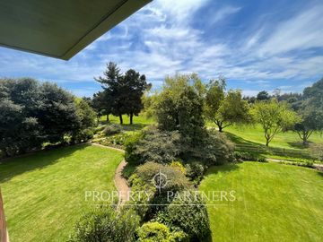 Departamento con amplia vista al golf