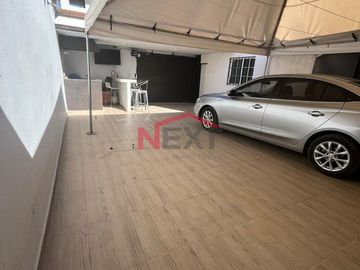 Casa en venta en esquina al norte con alberca