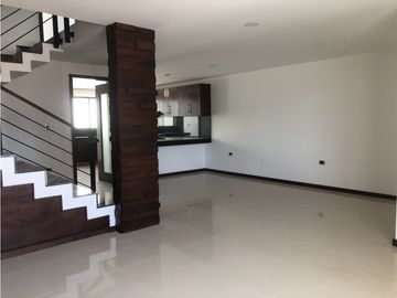 VENTA DE CASA EN LA ANTIGUA CEMENTERA