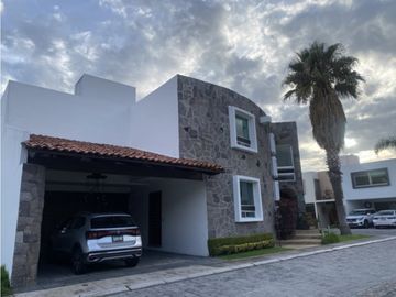 CASA EN VENTA EN SAN ANDRES CHOLULA