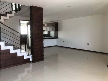 VENTA DE CASA EN LA ANTIGUA CEMENTERA