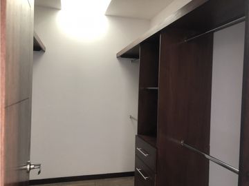 VENTA DE CASA EN LA ANTIGUA CEMENTERA