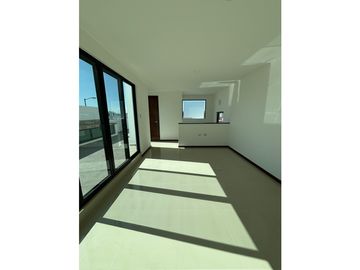 VENTA DE CASA EN SENDERO DEL FRESNO