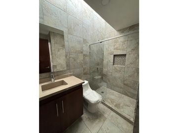 VENTA DE CASA EN SENDERO DEL FRESNO