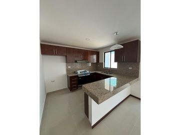 VENTA DE CASA EN SENDERO DEL FRESNO