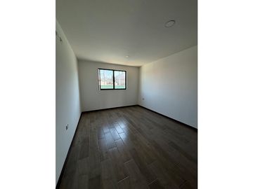 VENTA DE CASA EN SENDERO DEL FRESNO