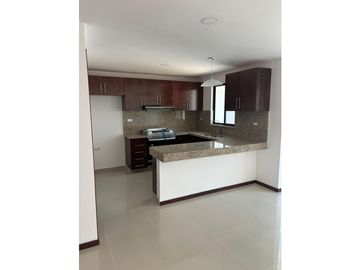 VENTA DE CASA EN SENDERO DEL FRESNO
